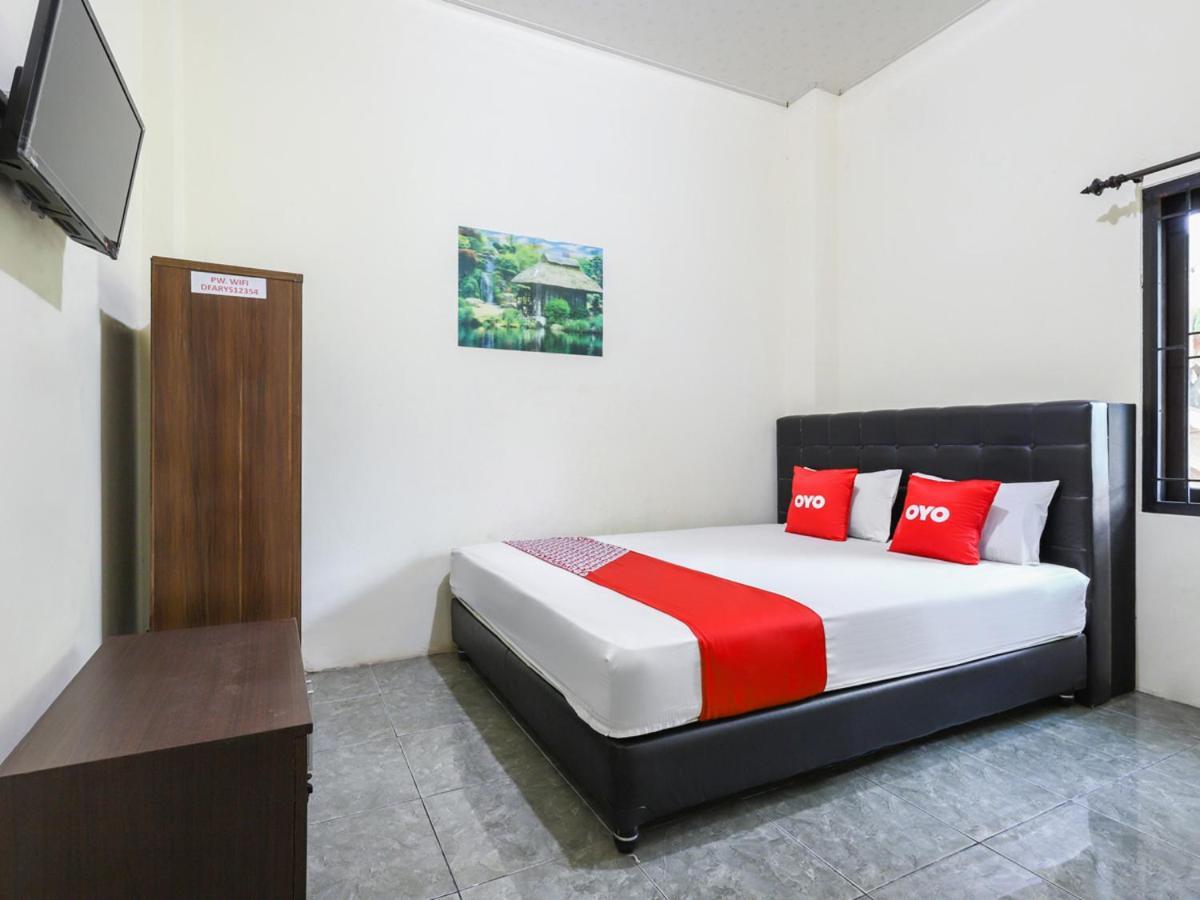 Hotel Oyo 3830 Dfarys Gh Syariah Balikpapan  Exteriér fotografie