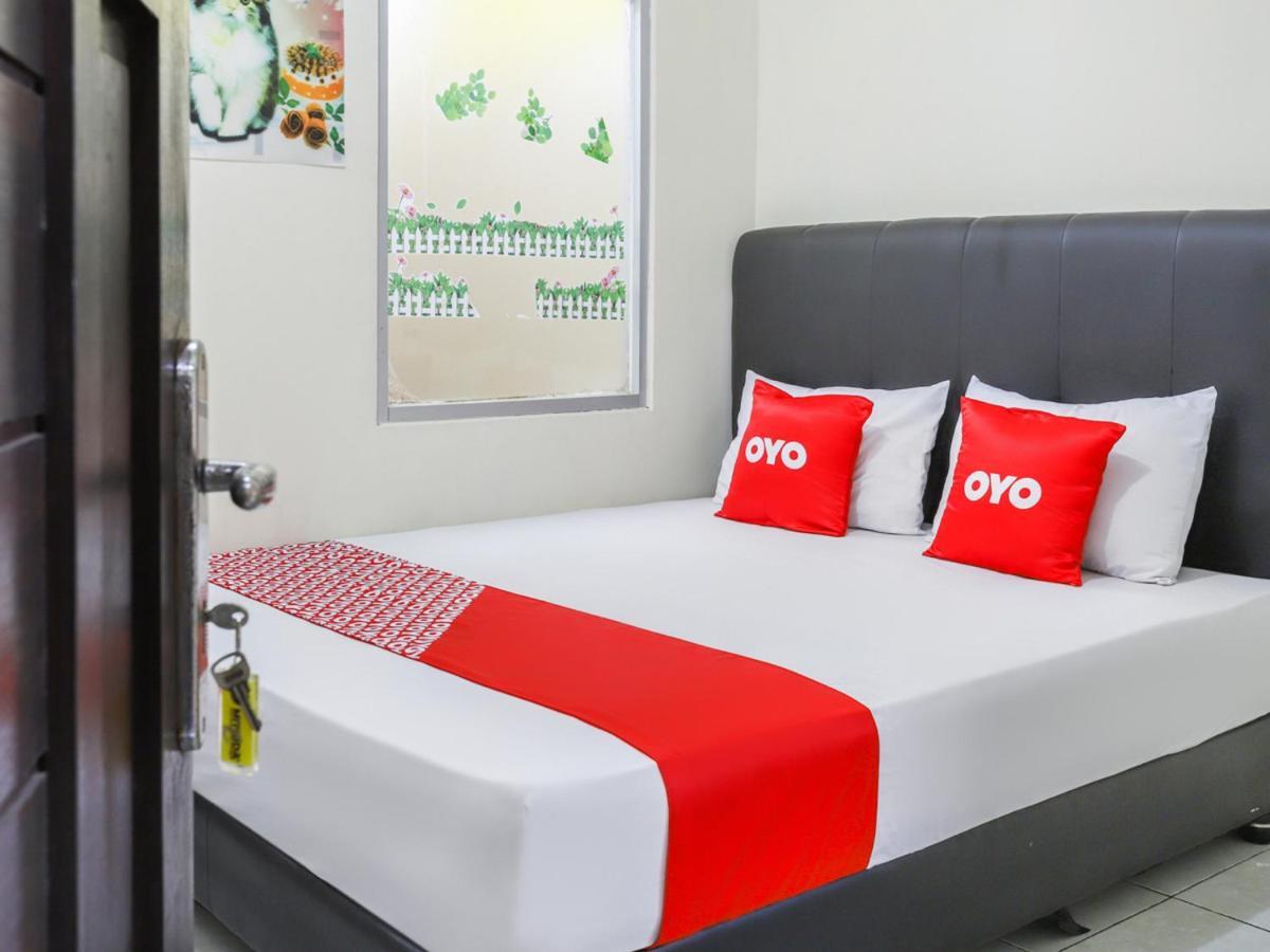 Hotel Oyo 3830 Dfarys Gh Syariah Balikpapan  Exteriér fotografie