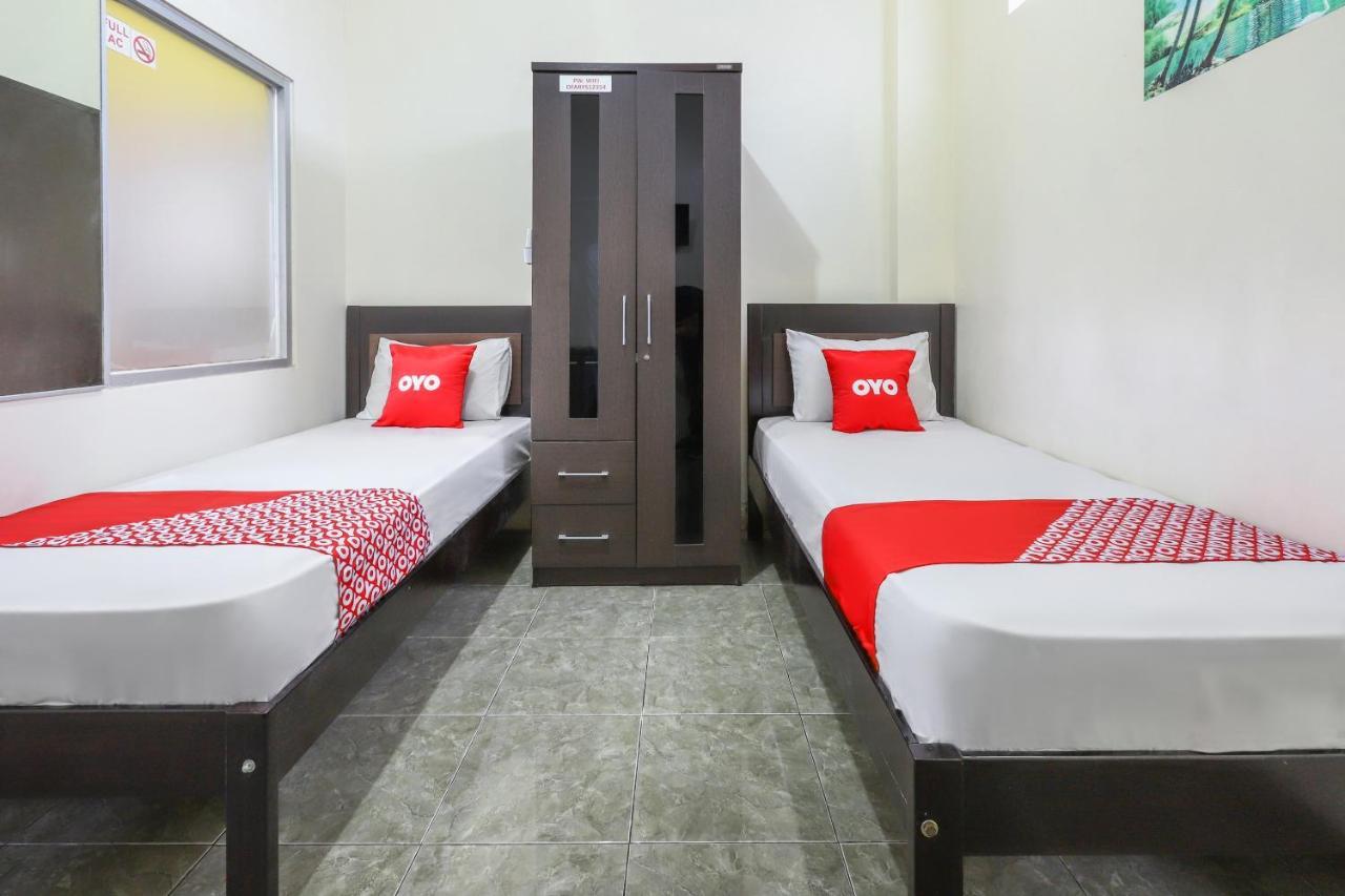 Hotel Oyo 3830 Dfarys Gh Syariah Balikpapan  Exteriér fotografie