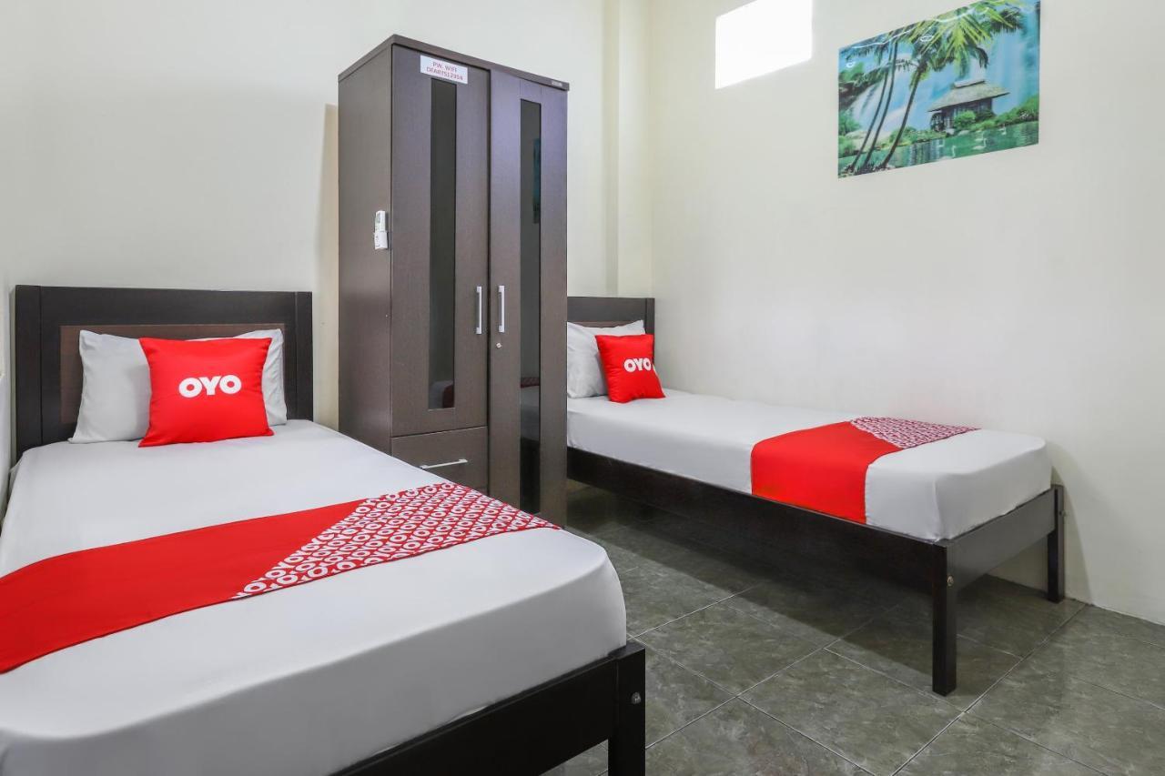 Hotel Oyo 3830 Dfarys Gh Syariah Balikpapan  Exteriér fotografie
