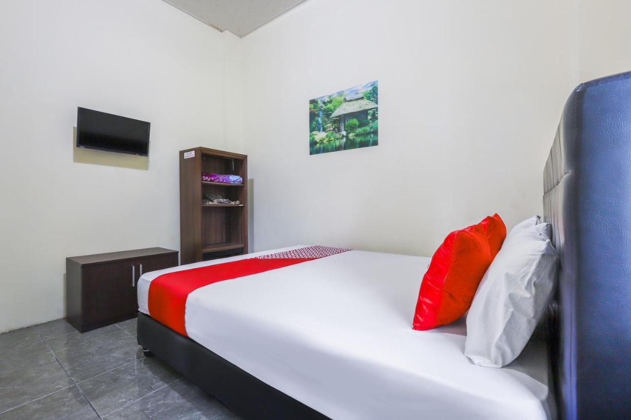 Hotel Oyo 3830 Dfarys Gh Syariah Balikpapan  Exteriér fotografie